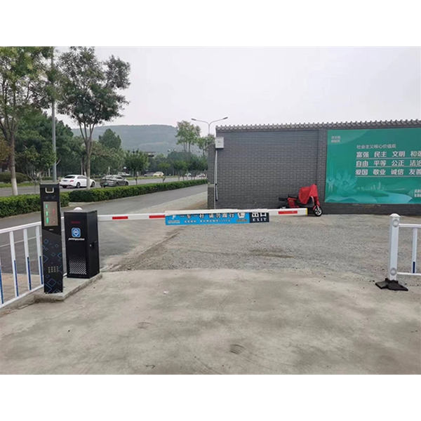 宁津车牌识别道闸机 无人值守停车场